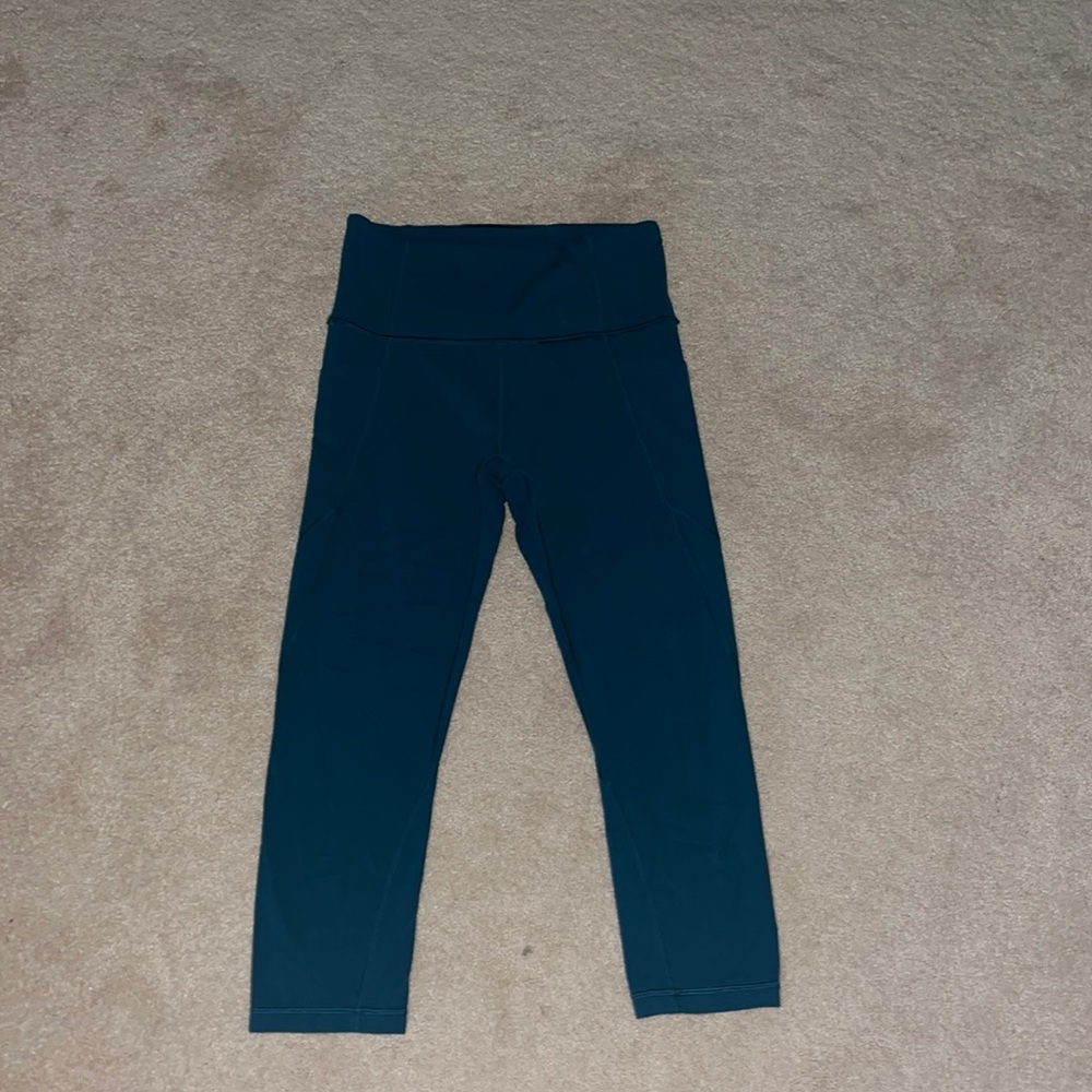Athletes navy cropped leggings, size small, never worn, side pockets